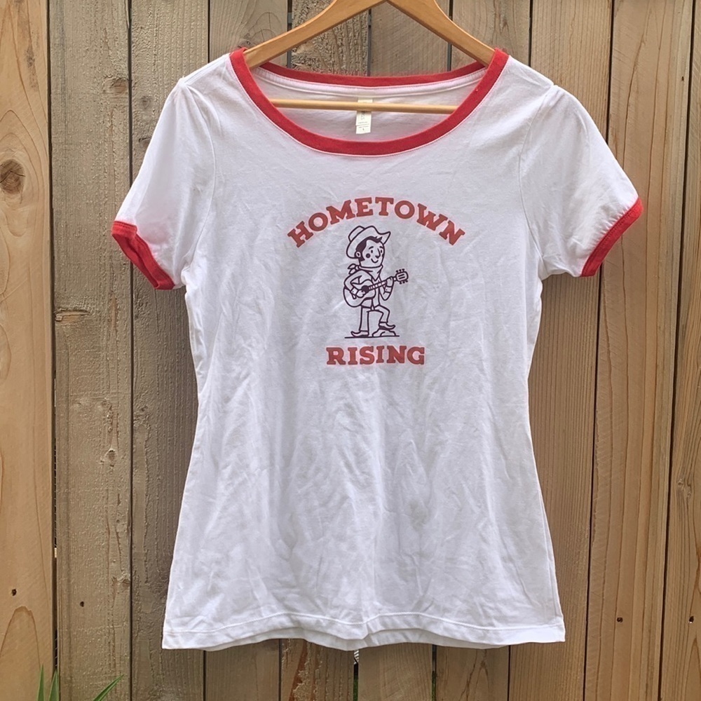 Hometown rising festival 2019 merch shirt size large